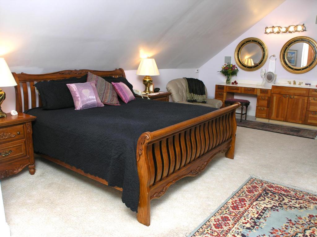 Whitestone Country Inn Kingston Room photo