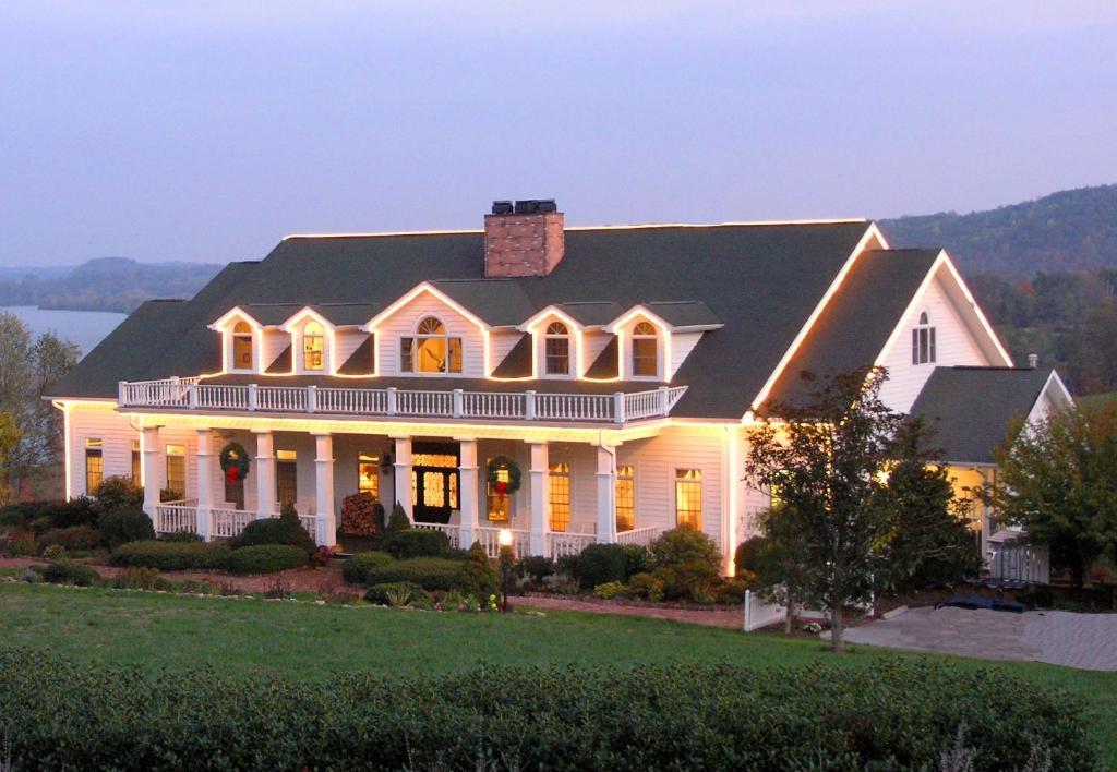 Whitestone Country Inn Kingston Exterior photo